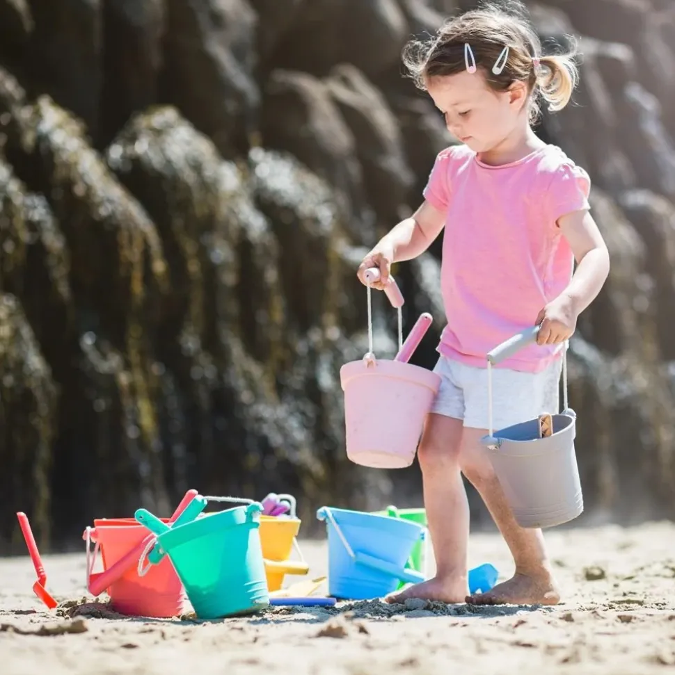 Bigjigs Emmer Stone Grey Activity Bucket